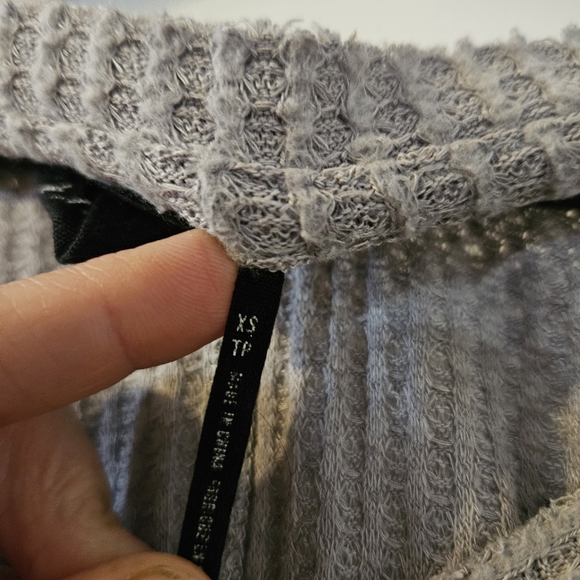 Urban Outfitters Out from under women's grey button front top - Picture 10 of 12